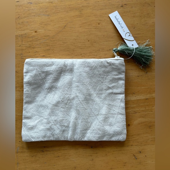 NWT New with tags beaded S monogram zippered pouch - Picture 2 of 5